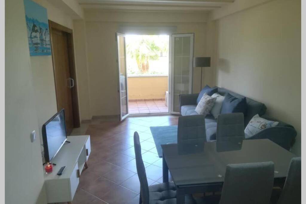 הואלבה Apartamento T2, Urbanizacao Golf, Isla Canela מראה חיצוני תמונה